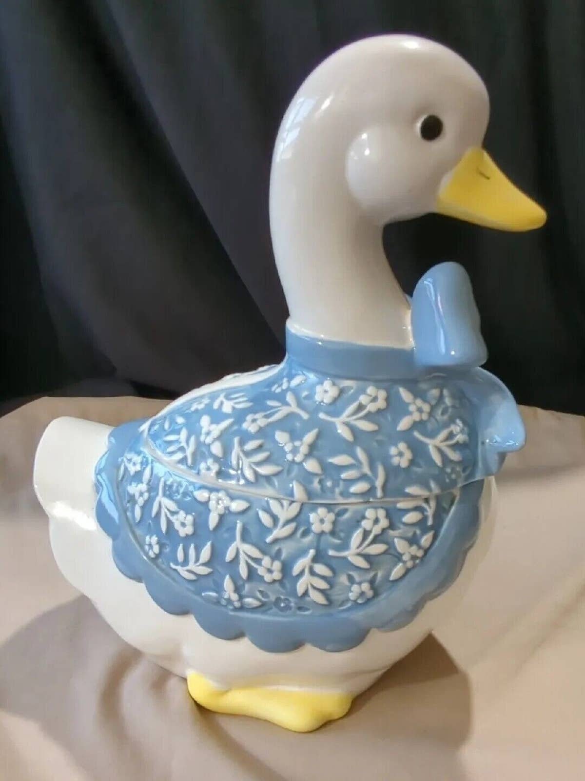 Unmarked Small Mother Goose Cookie Jar