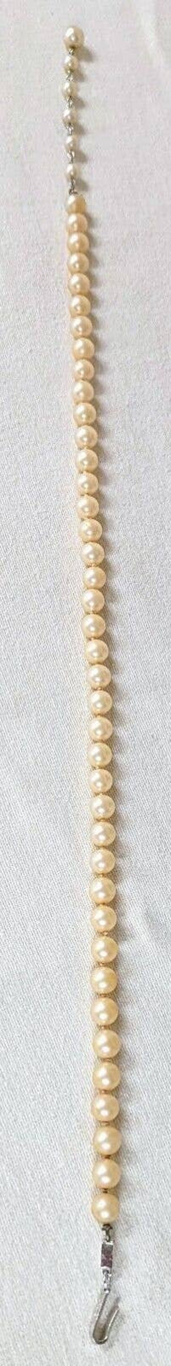 Trifari Pearl Necklace Vintage Beautiful 16" Sign… - image 4