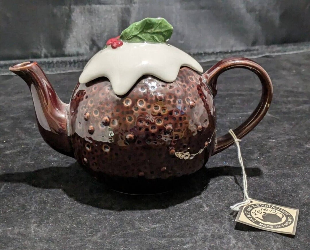 Vintage Price & Kesington Christmas Pudding Teapot. Made in Etsy