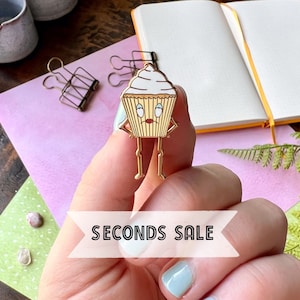 B Grade Vivian the VERY Vanilla Cupcake Enamel Pin, Seconds Sale, Cupcake,Miserable Food,Enamel Pins, Lapel pin, Enamel badges
