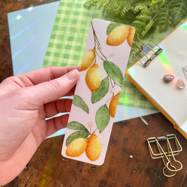 Lemon Bookmark | Botanical bookmark | Book lovers gift | Gift for readers | Cozy bookmarks | Illustrated bookmarks