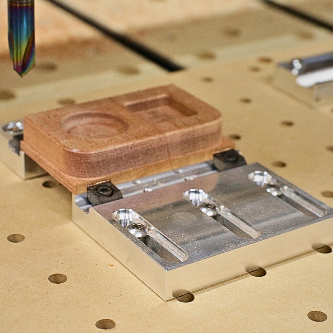 CNC Rail Clamp System for Router Work Holding | Modular Fixture Plate ...