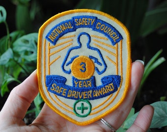 Details about   Vintage National Safety Council Safe Driver Award Pin & Patch Various Years 