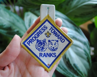 Vintage Progress Toward Ranks Cub Scouts Button Hanger - 1970's - Boy Scouts of America - Cat. No 1804