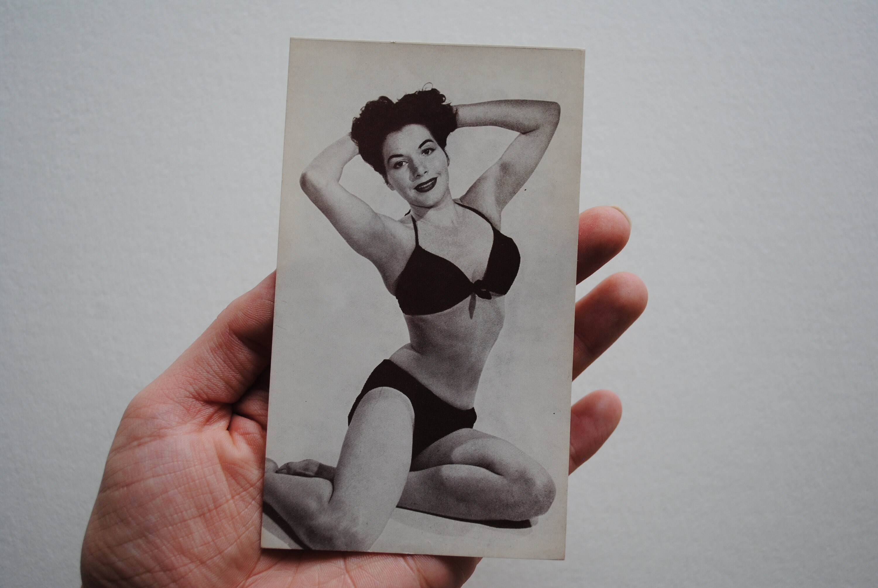 Vintage Pin up Girl Arcade Card - Brunette in Bikini