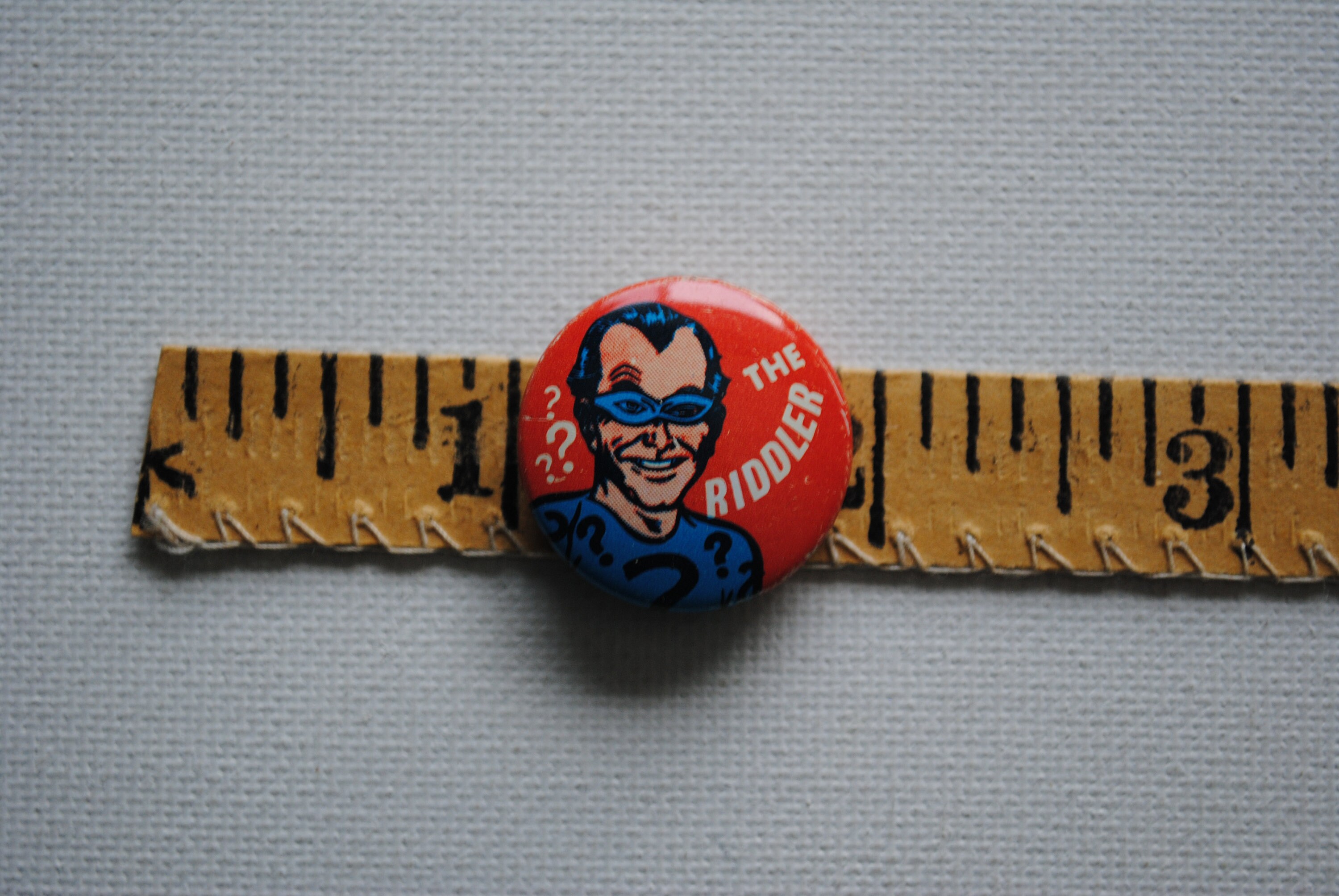 Vintage 1966 the Riddler Button Comics Pin Back Badge - Etsy