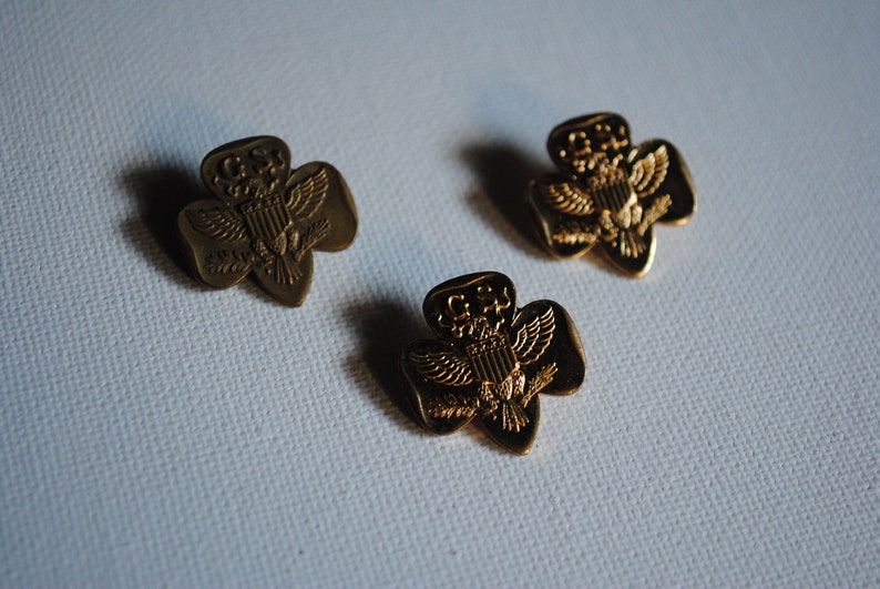 Vintage Girl Scouts lidmaatschapsspeld - badge - knoop - reversspeld afbeelding 6