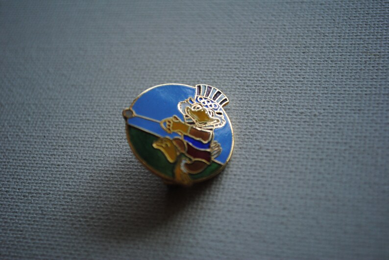 Vintage 1984 Summer Olympics Pin Hammer Throw Track & Etsy