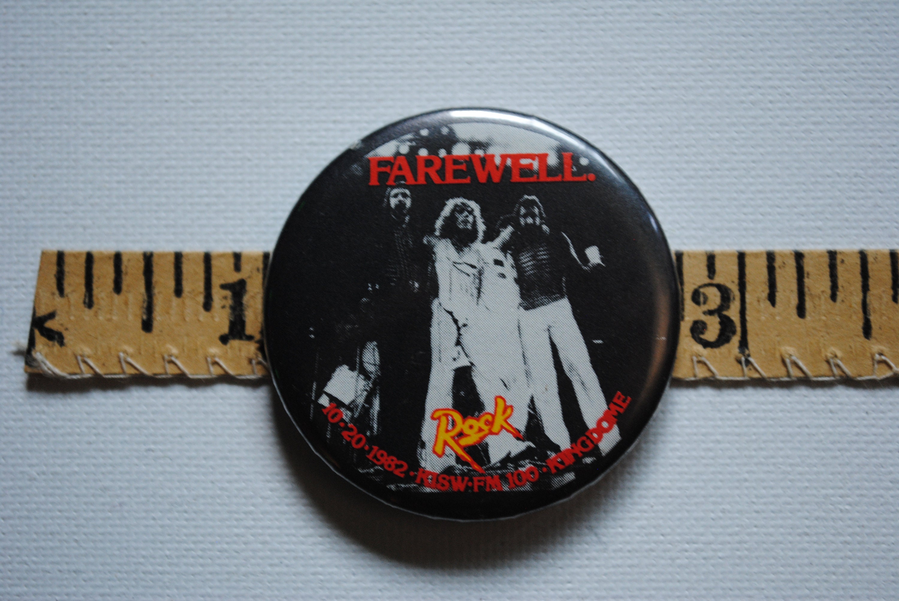 1982 the Who Farewell Tour Pin Back Button - 10 20 1982