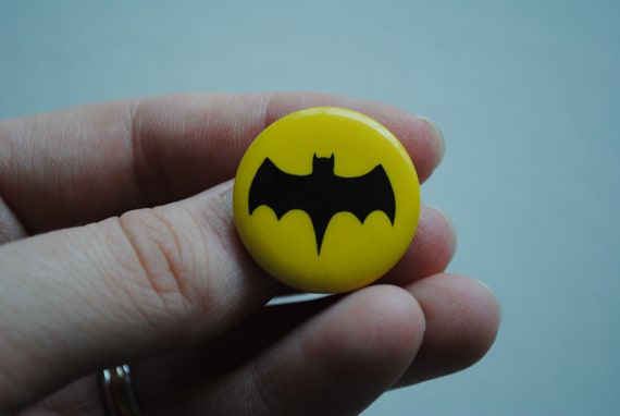 1960's Batman Pin Back Button - Bat Signal - Bat … - image 6