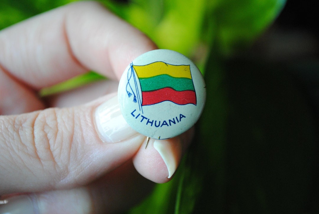 Vintage Lithuania Flag Pin Back Button Flags of the World Pinback Lapel ...
