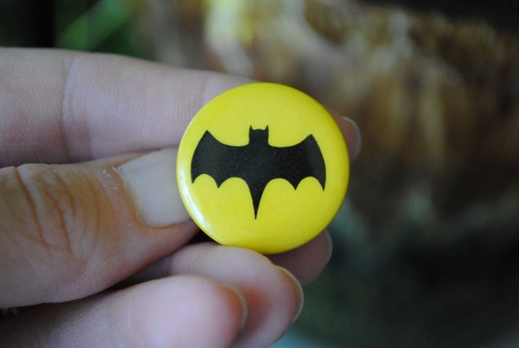 1960's Batman Pin Back Button - Bat Signal - Bat … - image 8