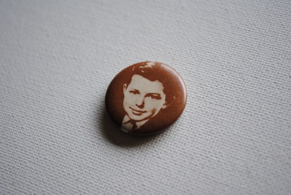 1960's Jerry Mathers Pin Back Button - Leave It T… - image 3
