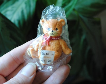 1980's Teddy Bear Vintage Magnet - Bear With Red Bow - Lucy Rigg - Lucy And Me - Retro 80's - Original - NOS - Vintage Teddy Bear Fan