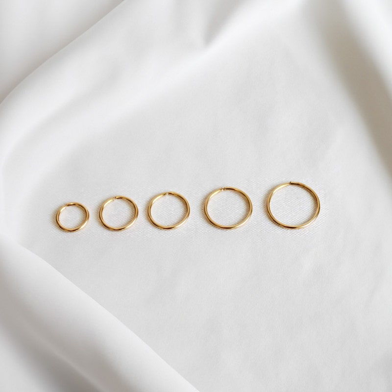 A Hoop Thing Small Hoop Earrings main image 1