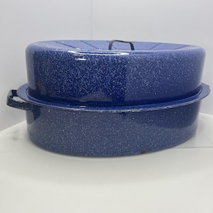 Vintage Blue Speckled Enamelware Roasting Pan High Dome Lid Deep Form Farmhouse