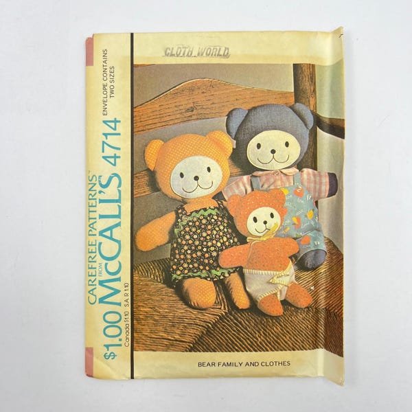 Modèle de couture de vêtements et famille ours en peluche 4714 vintage de 1975 McCalls