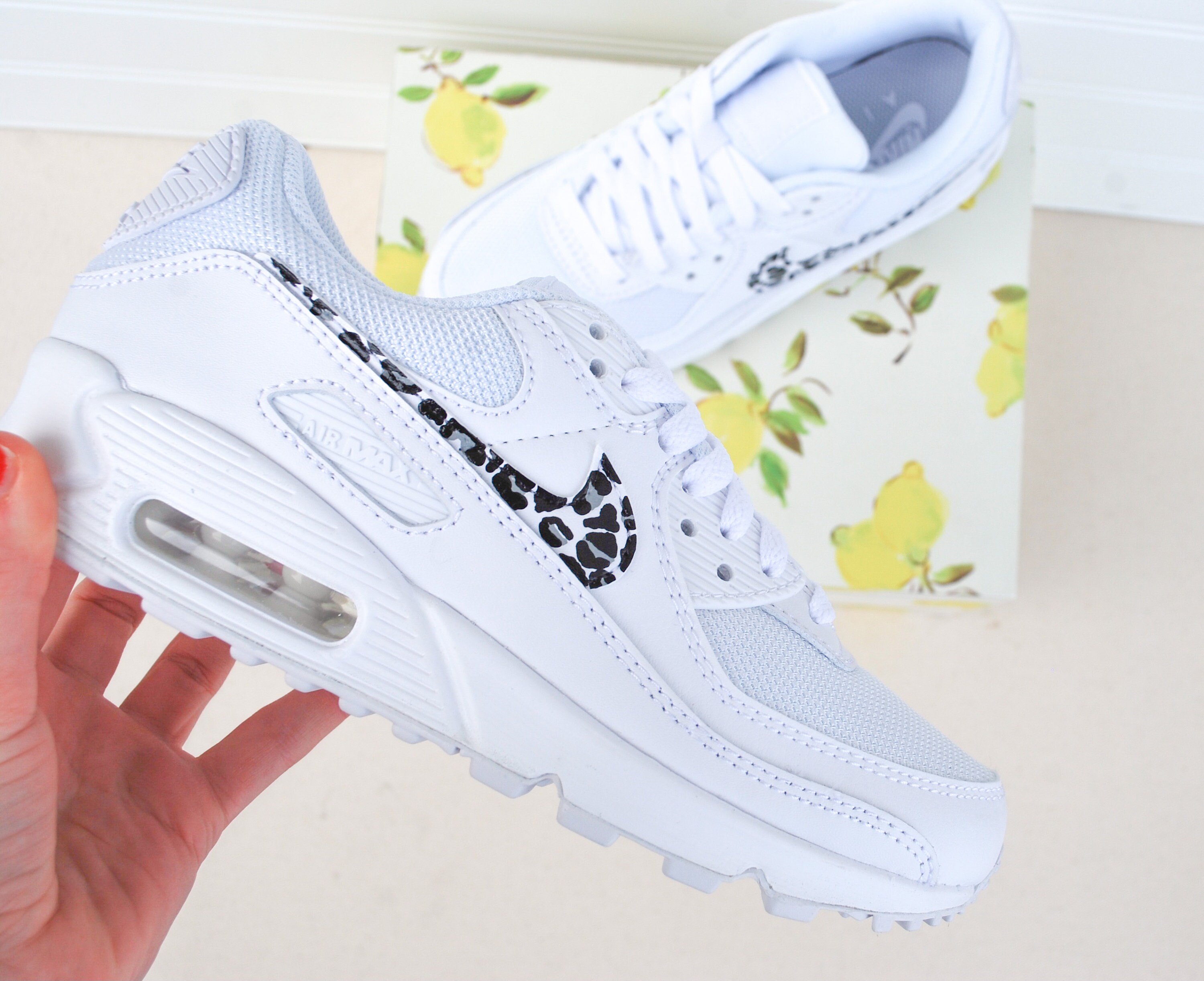 black and beige air max