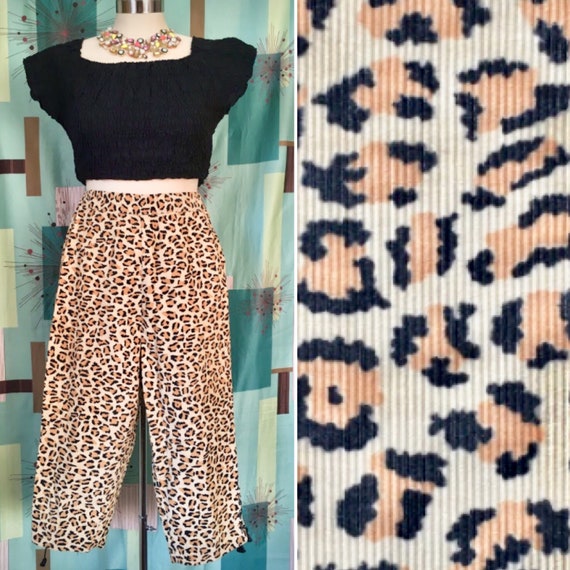 SASSY ~ 50s Leopard Print CORDUROY Pedal Pushers/C