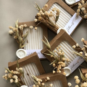 Personalisierte Mini Lavendelseifen mit Trockenblumen - Hochzeitsgeschenke