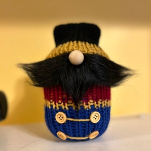 Knitting Machine Pattern_Nutcracker PDF