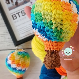 Hot air balloon amigurumi