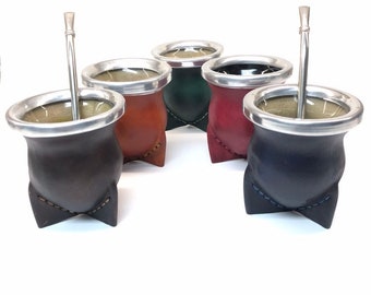 Mates Miami. Mate Argentino vidrio vaqueta. Glass cup for yerba mate infused drink.