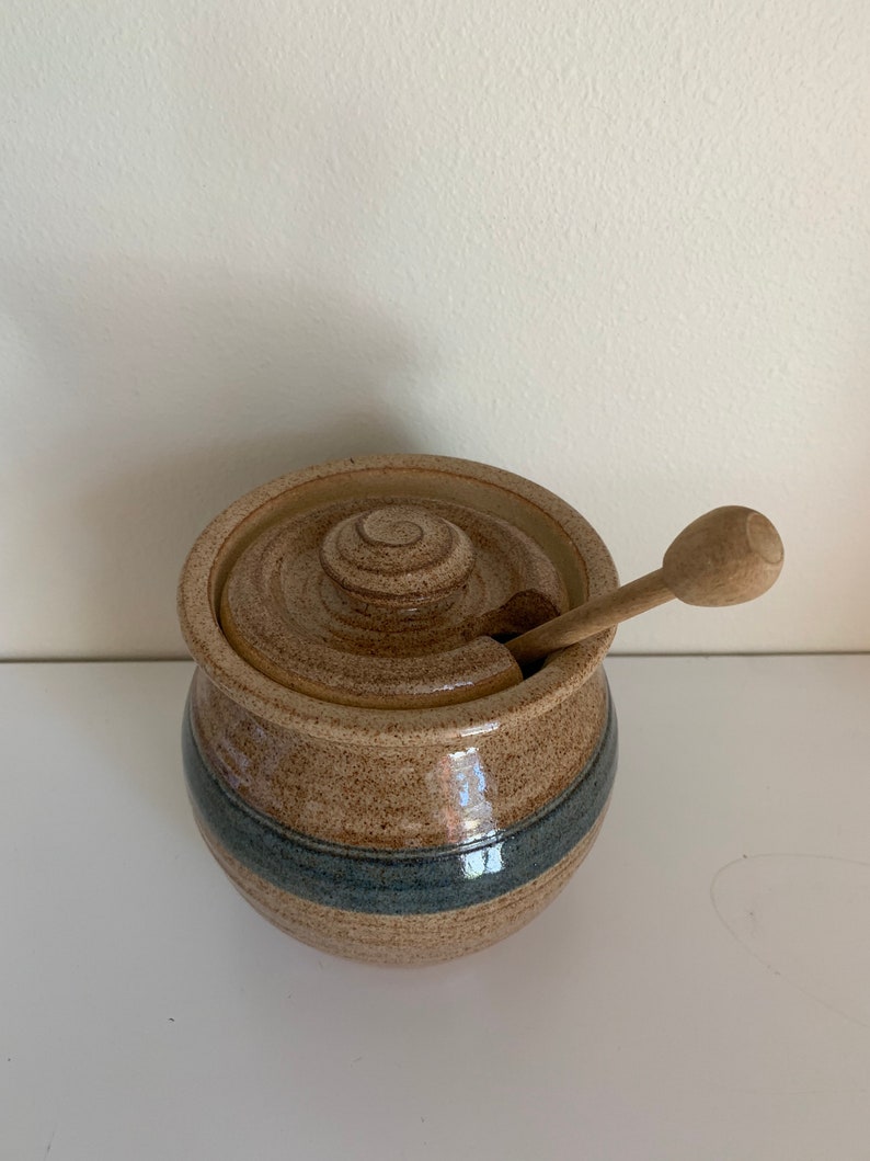Pottery Honey Pot Ceramic Jar with Lid Honey Jar Rustic Pottery Pottery Honey Pot Ceramic Honey Jar
