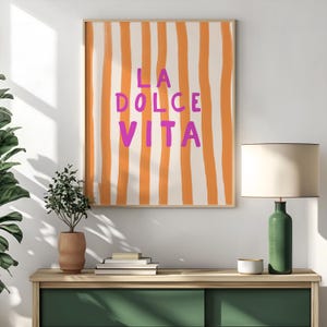 Stampa estiva "La Dolce Vita", stampa con citazione italiana, stampa "La bella vita", stampa da parete retrò, stampa, decorazione da parete per la casa, arte da parete alla moda