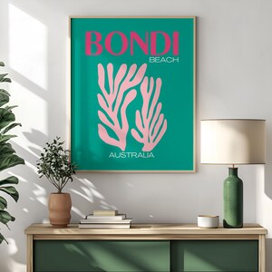 Bondi Beach Reisedruck, Reiseplakat, Maximalist-Dekor, Y2K Plakatdruck, Sommerdruck, Preppy Wandkunst