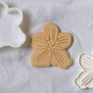 3D Printed Violet Flower Stamp and Cookie Cutter Set