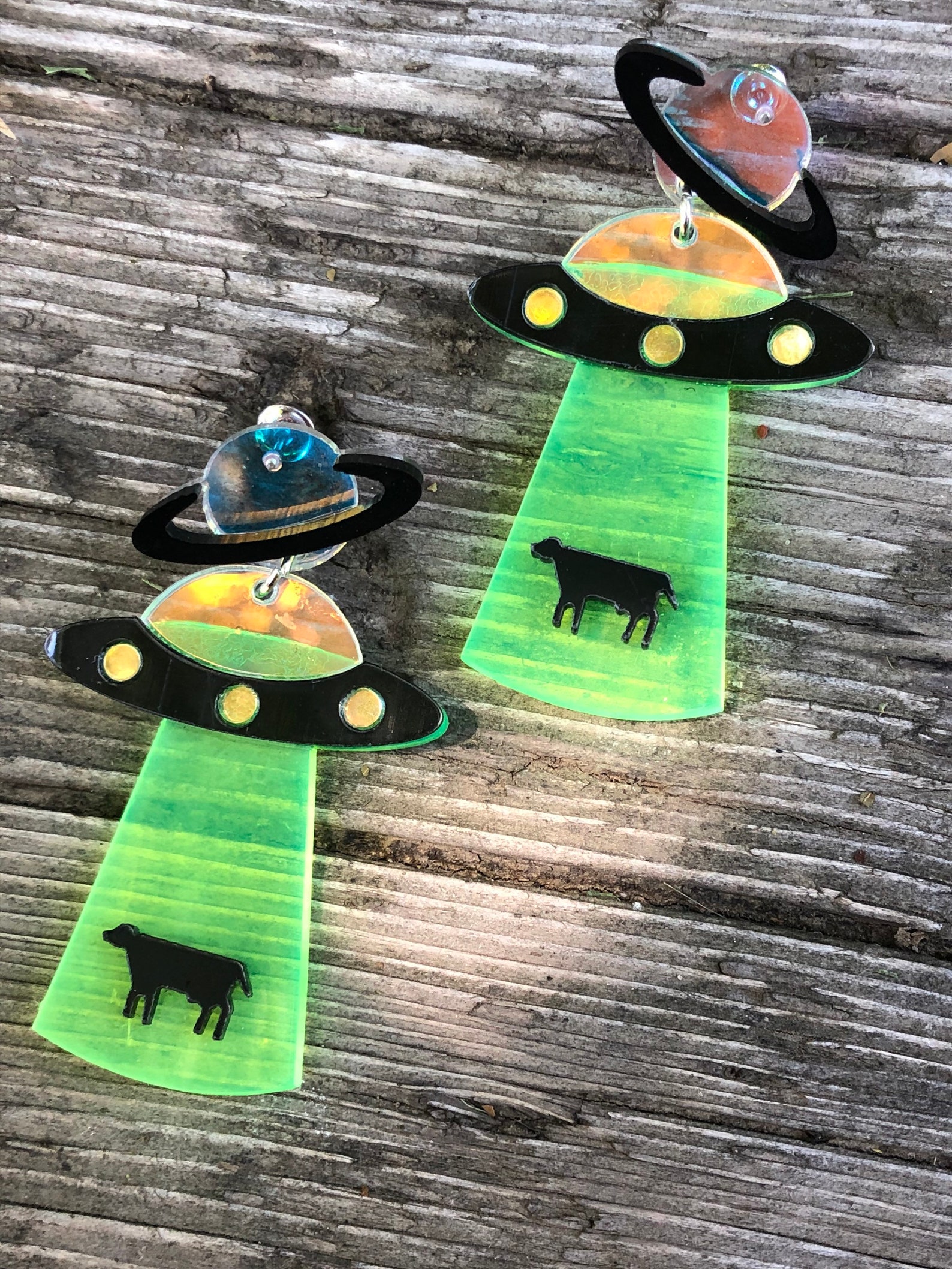 Ufo cow earrings Clearance