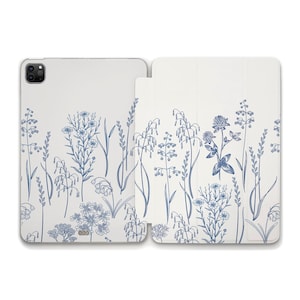 日本未発売 toile de jouy iPadケース ポーチ 生地 花柄 青 両面 Toile De Jouy iPad Case Vintage Floral iPad Air 5 iPad 10th