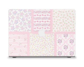 Adorable coque MacBook Patchwork MacBook Air 13 15 M2 M3 M4 MacBook Pro 13 14 16 Esthétiques fleurs rubans Coque MacBook matelassée coquette florale