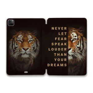 Etui na iPada Tiger Estetyczny iPad 10.2 9 10.9 10 Air 5 Pro 12.9 11 Mini 6 Inspirujący cytat dla mężczyzn Dzika natura Tygrys Modne etui na iPada