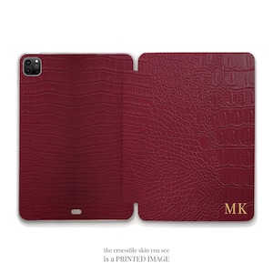 Coque iPad Initiales Personnalisée iPad a16 11, 10 iPad Air 11 m3 Pro 13 Mini 7 Esthétique impression crocodile bordeaux Coque iPad monogramme personnalisé