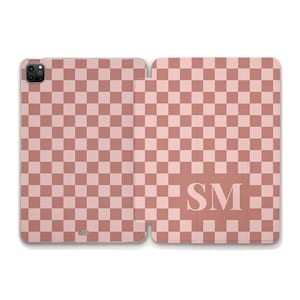 Initials iPad case Custom iPad 10.2 10.9 inch Air 5 4 iPad Pro 12.9 Pro 11 Mini 6 Personalized Monogram Aesthetic Checkered Trendy iPad case