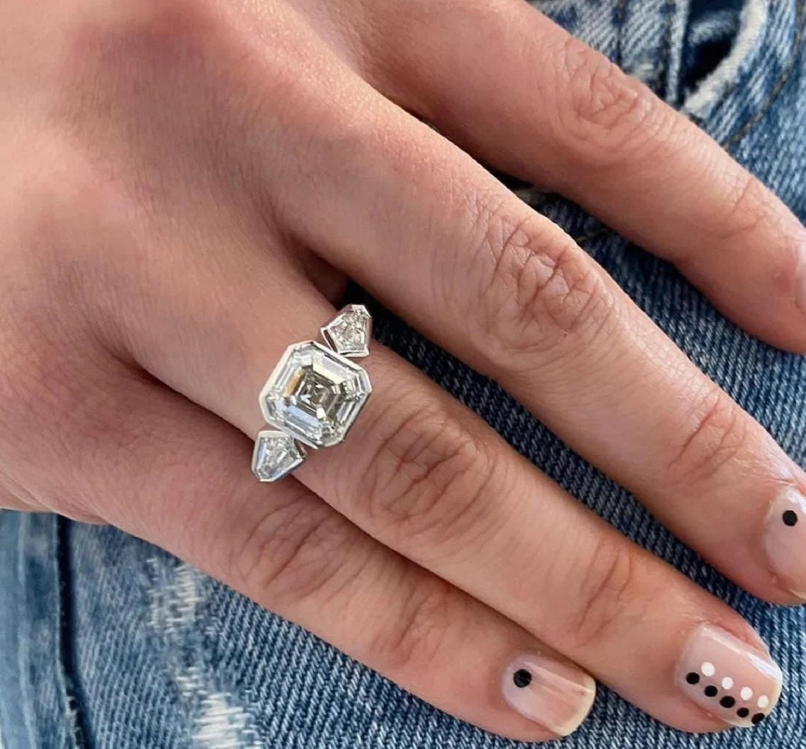 3.5 Carat Asscher/SQ Emerald Diamond Solitaire ring | DiamondDirectBuy.com