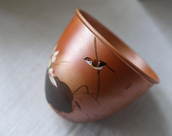 120ml / 4.06 fl oz (US) Jingdezhen Wood‑Fired Tea Cup – Fencai (famille rose) Lotus & Birds