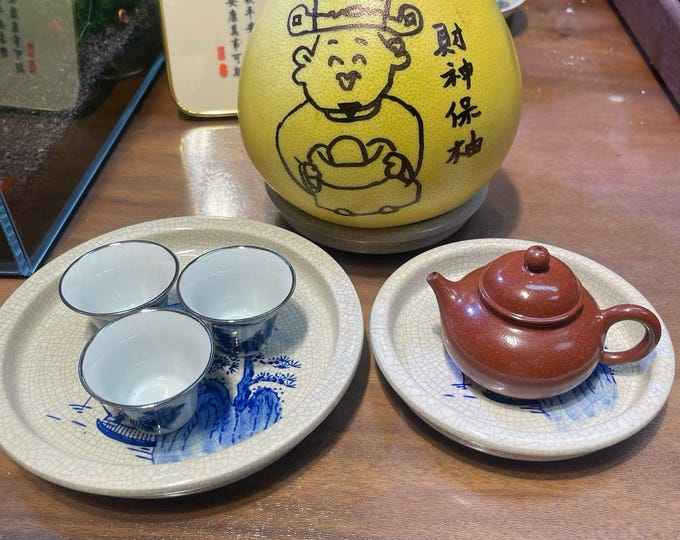 Hand-painted Chaozhou Qinghua Teapot Holder, Ice-crackled, Tea Set