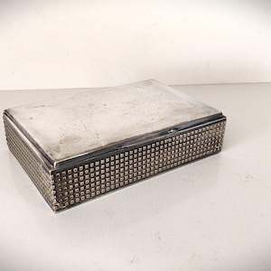 Vintage Silver Plater Art Deco Cigarette Box