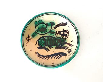 Plato de pared español vintage pintado a mano: motivo animal de cerámica de Paterna