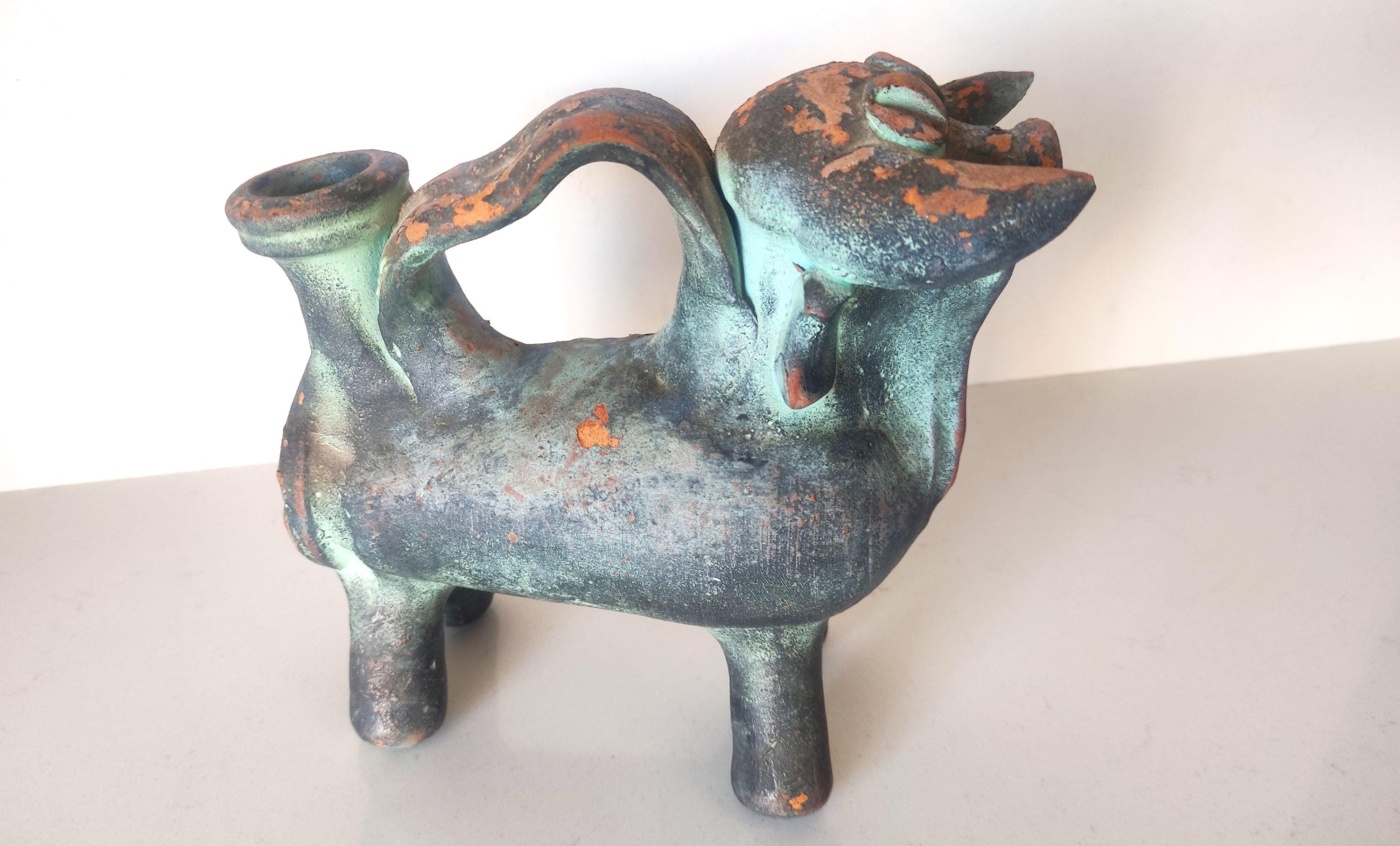 ヴィンテージ スペイン陶器製 雄牛のボティホ：動物の形をした水瓶