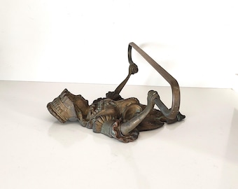 Toallero antiguo francés de bronce, perchero de pasillo Art Nouveau, gancho de pared figurativo
