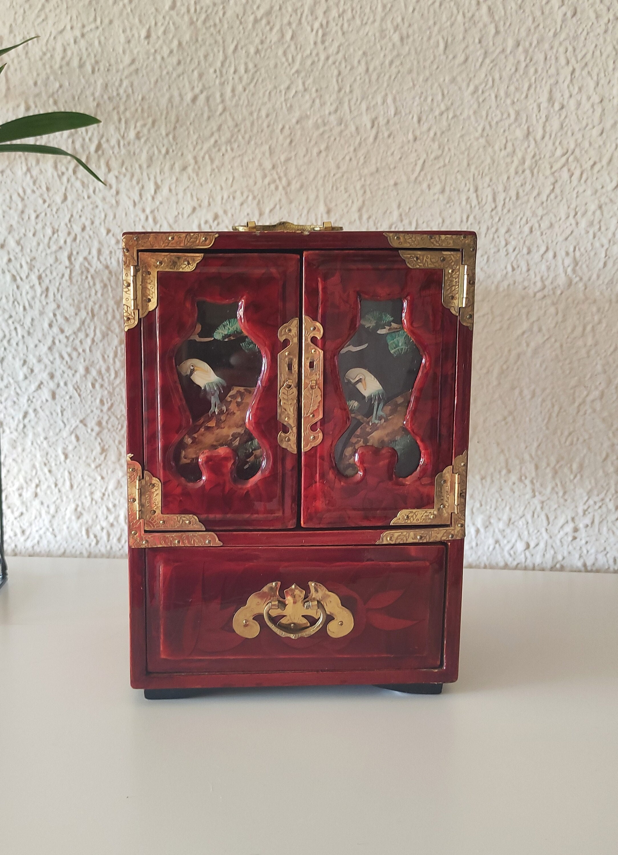 Asian lacquer chest Etsy 日本