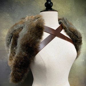 Vikings Fur Mantle, Icelandic Sheepskin Fur Choose Size /P/ AB 