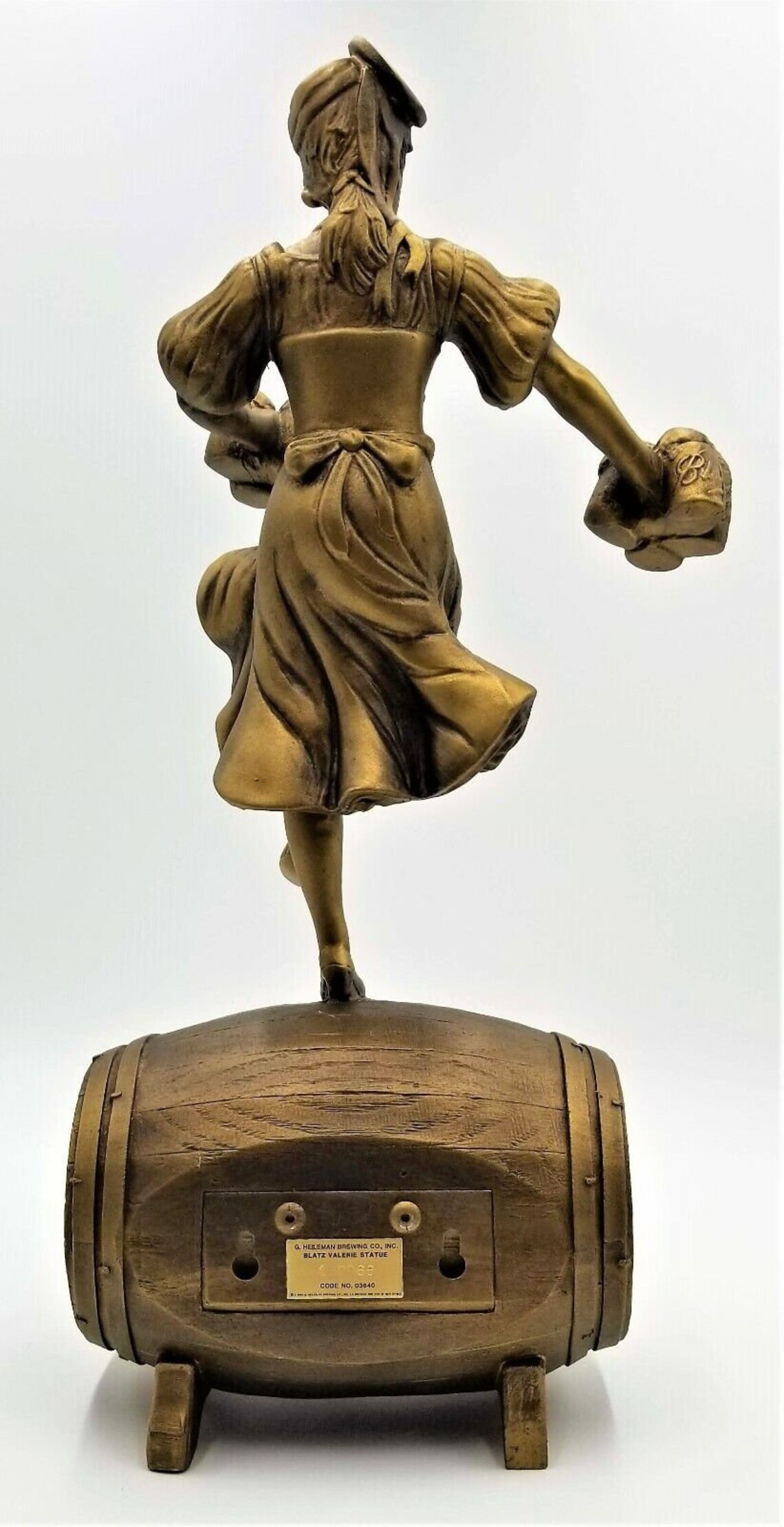 Blatz Beer Valerie Barmaid Girl Display Statue 1986 Vintage Bronze Tone 10074 Etsy