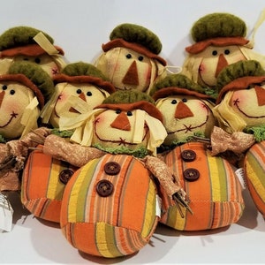 Handmade Jo-Ann Autumn Inspirations Ornaments Happy Scarecrow Orange Brown Green Soft Set of 8 Display Figures 15-048