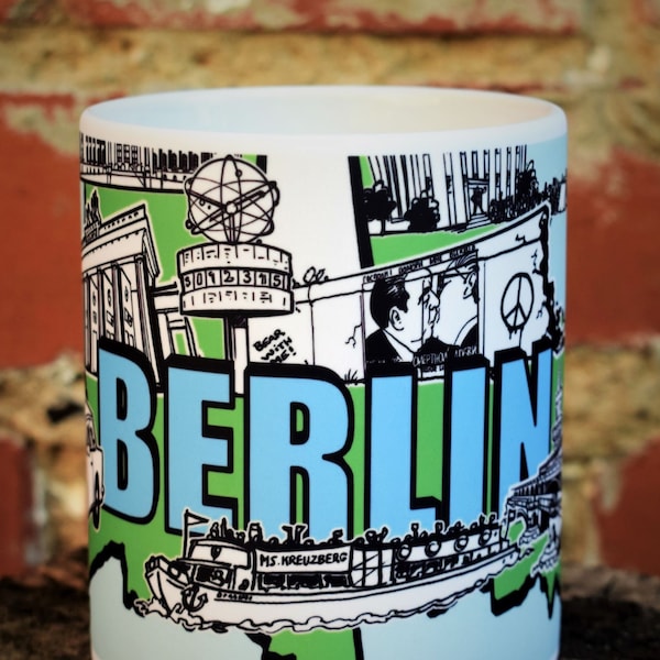 Berlin Tasse Cup Mug Kaffeetasse Souvenir Geschenk Gift mit Fernsehturm Brandenburger Tor Trabi Siegessäule + gratis Geburtstagskarte