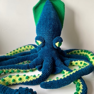 Crochet pattern-  kraken mythical creature pattern- octopus pattern- mythical creature animal- amigurumi kraken pattern- crochet pdf